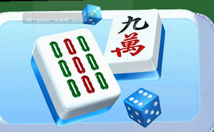 冷色调晨光透过斑驳树叶